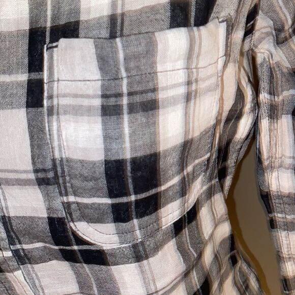 Mossimo Supply Co Plaid Button Down Top! - Picture 4 of 13